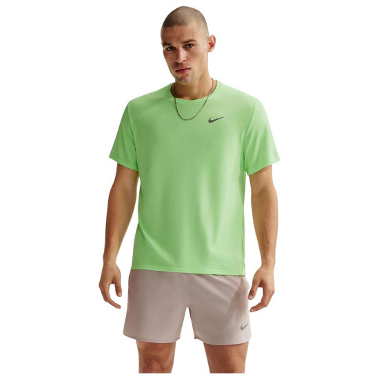 Nike Ανδρική κοντομάνικη μπλούζα Dri-FIT UV Miler T-Shirt